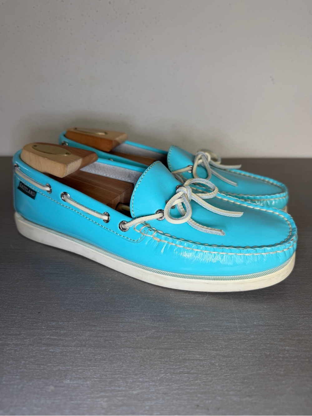 Eastland Yarmouth Women’s Boat Shoes Aqua Blue Leather Casual Size 9.5M